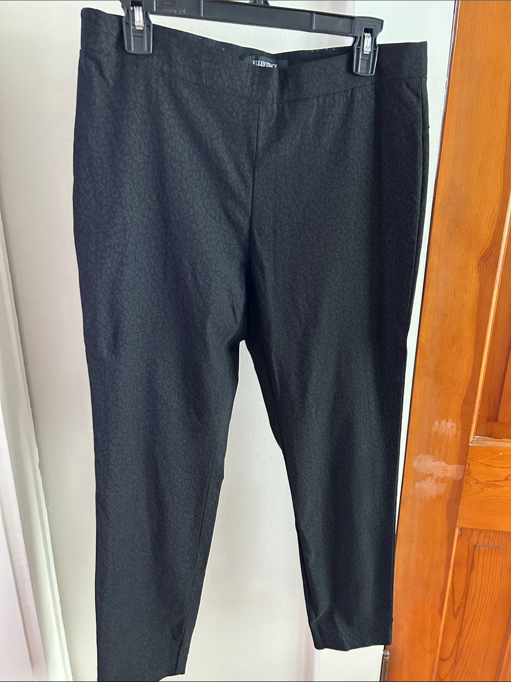 Ellen Tracy Black Jacquard Stretch Dress Pants